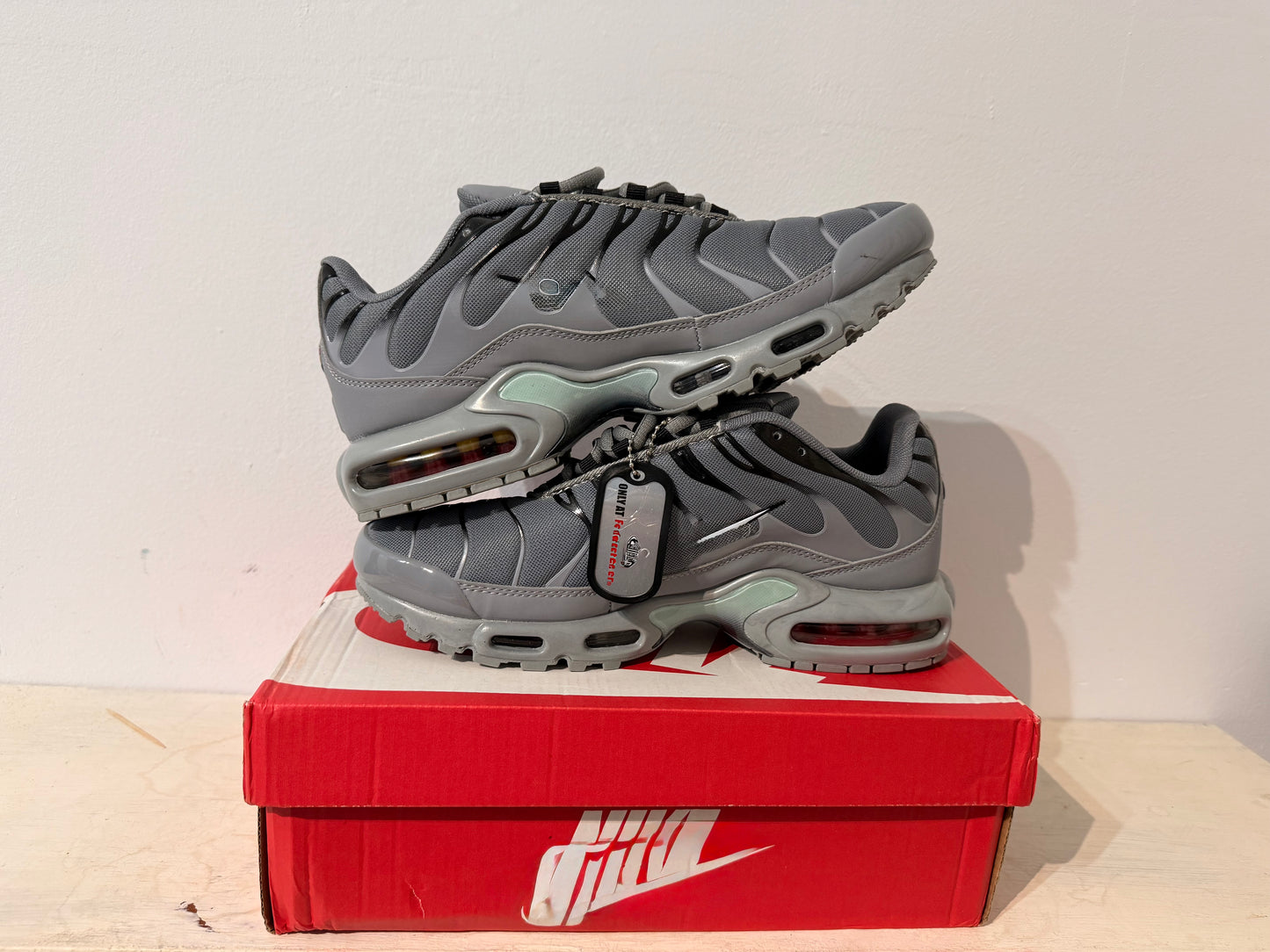 TN Gris